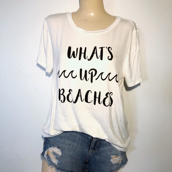 Papermoon Tops - 3/$10🌟 (M LEFT) PAPERMOON “WHATS UP BEACHES” TEE